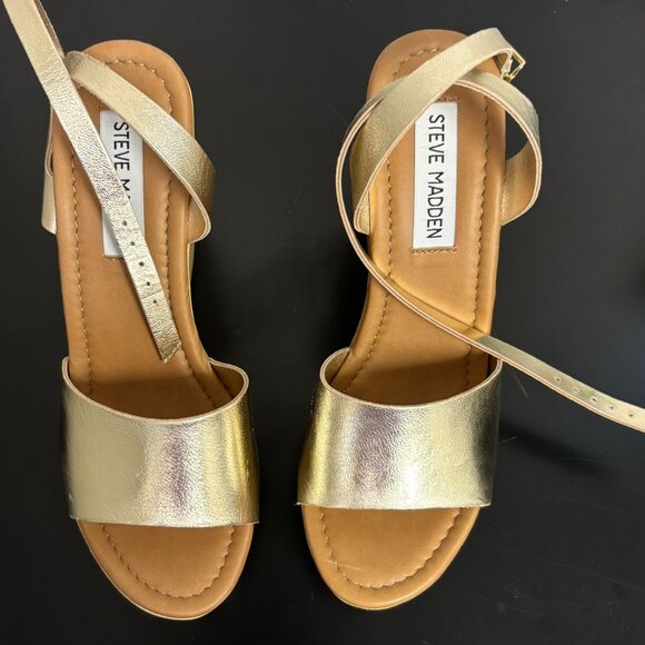 Steve Madden | Welsh Wedge Sandal - Picture 6 of 8